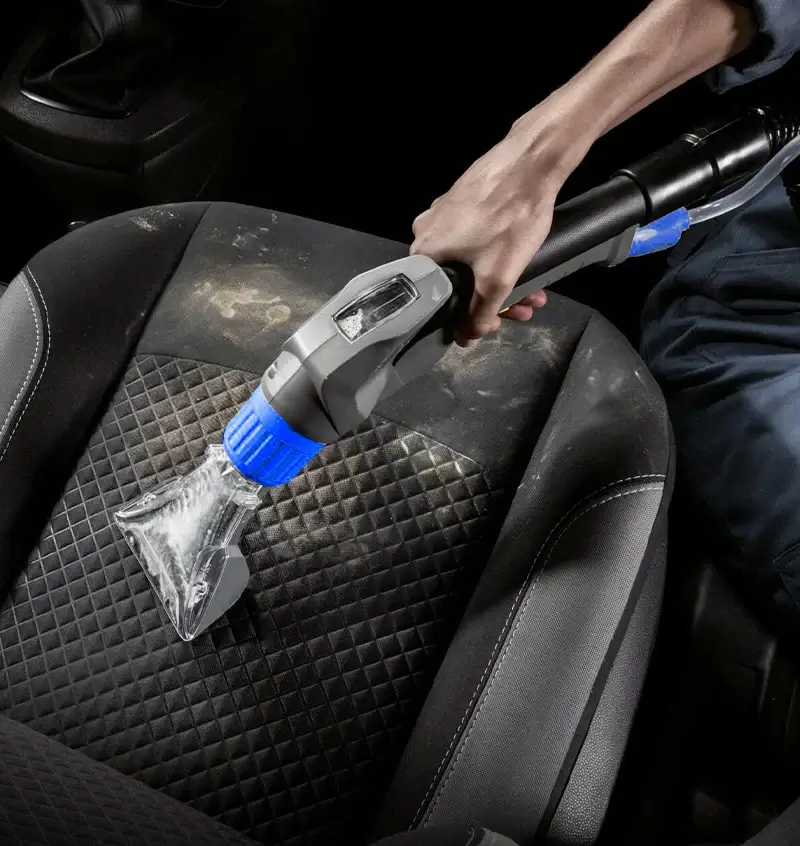 czyszczenie-wnetrza-auta